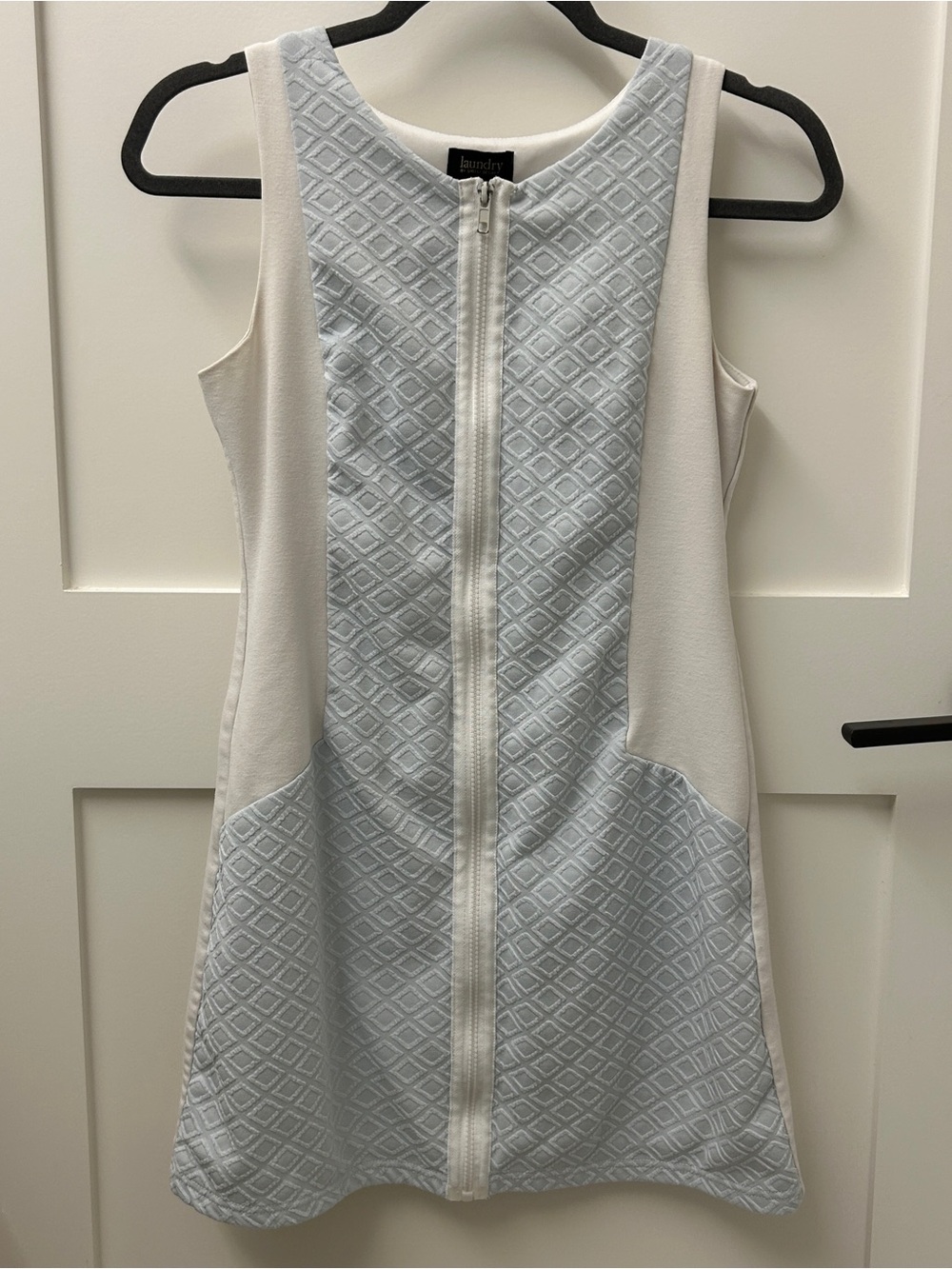 Laundry By Shelli Segal White and Light Blue Mini Dress